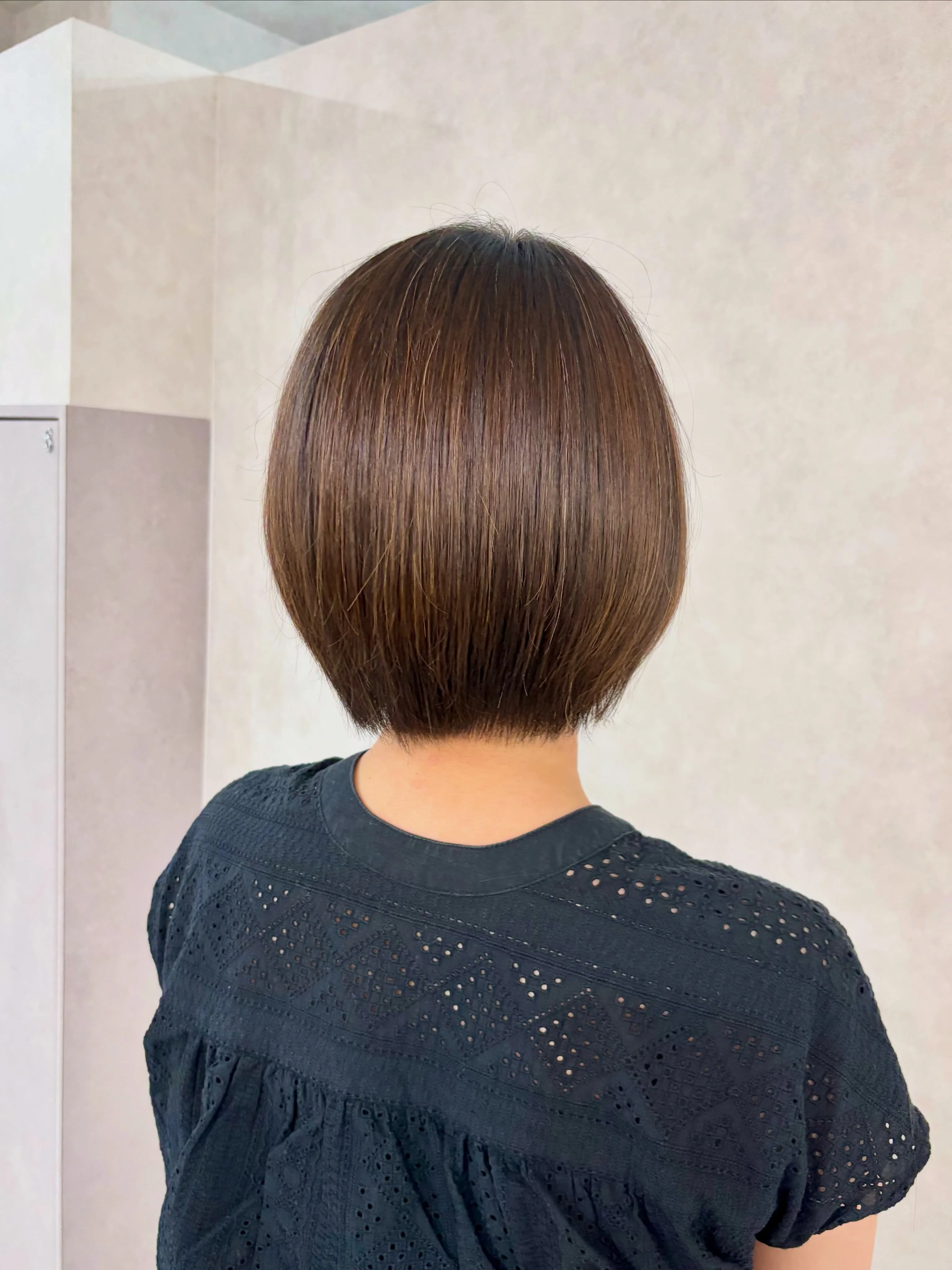 白髪ぼかし×ショートスタイル
